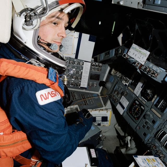 NASA image: Orbiter fire rescue and crew escape training for EVA crew systems support