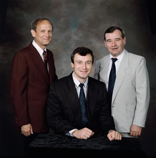 NASA image: Group portrait of Mir 18 crew members