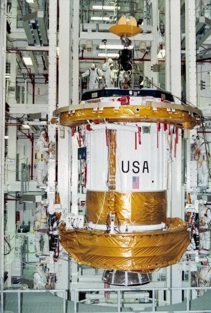 NASA image: STS-70 payload preparation