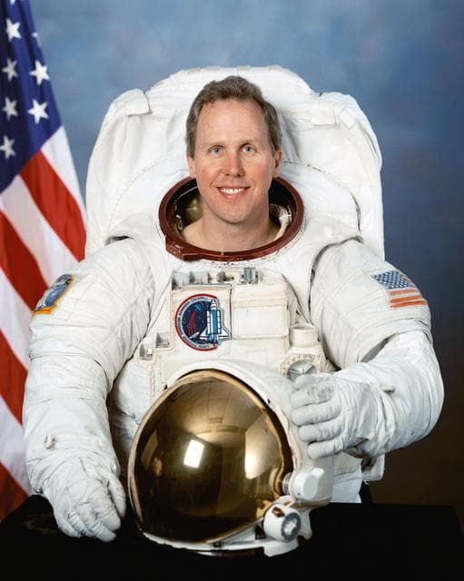 NASA image: Official Portrait of astronaut Tom Jones in his EMU