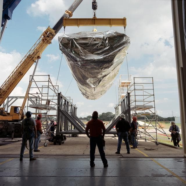 NASA image: S0 Truss moves into building 49 highbay for acoustic test
