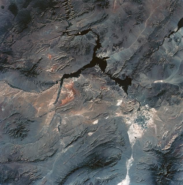 NASA image: View of Lake Mead and Las Vegas, Nevada area from Sklyab