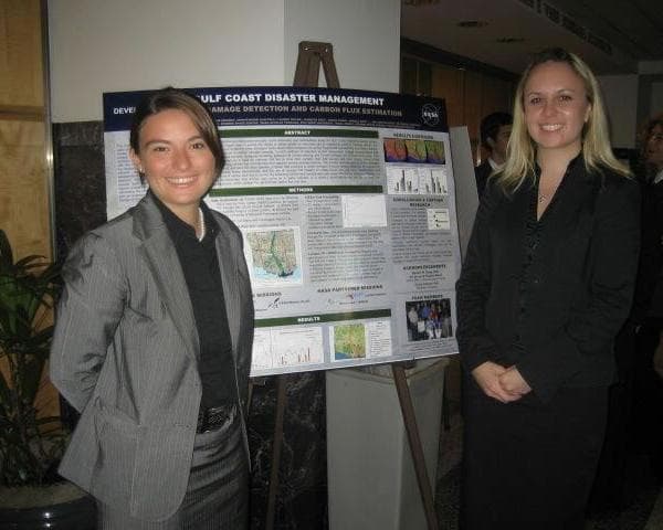 NASA image: DEVELOP students give presentation at Headquarters