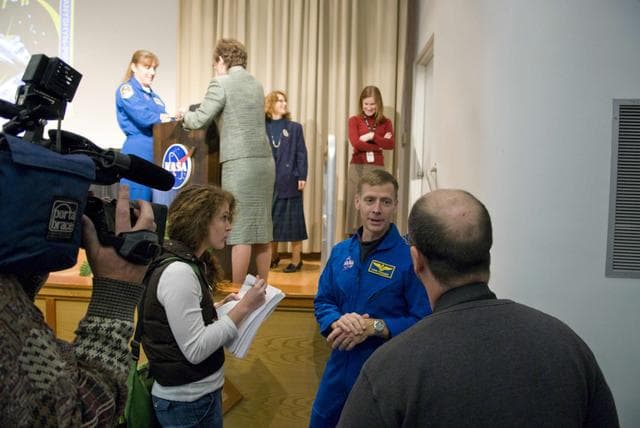 NASA image: STS-126 crew visit
