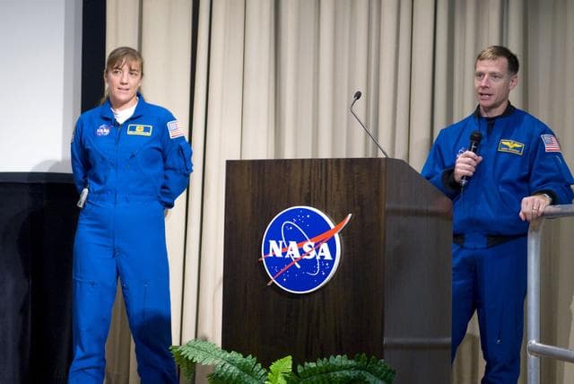 NASA image: STS-126 crew visit