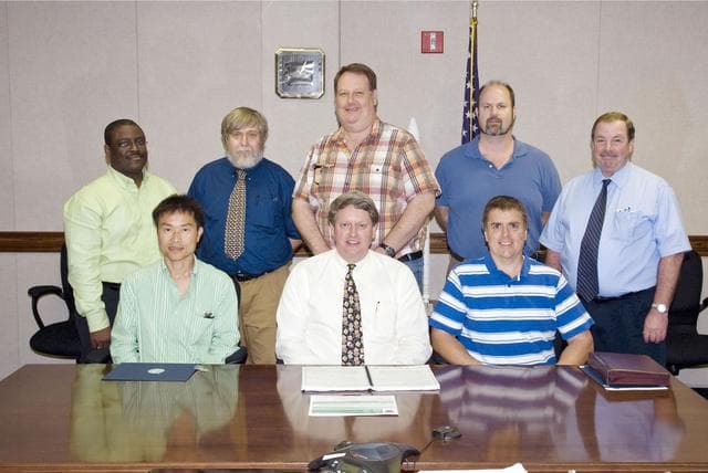 NASA image: Stennis group receives NESC award