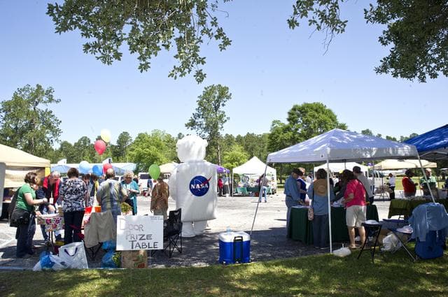 NASA image: Stennis Farmer's Market