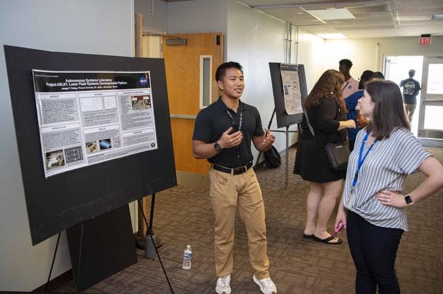 NASA image: Summer Interns Display NASA Stennis Work