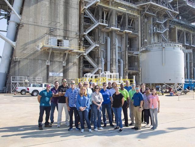 NASA image: NASA’s Rocket Propulsion Test Program Office Visits NASA Stennis
