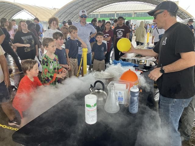 NASA image: NASA Attends Blue Angels Airshow