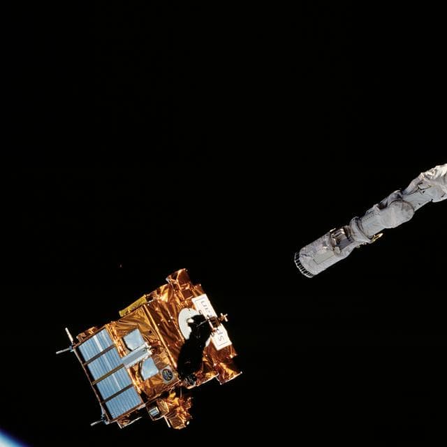NASA image: OAST-Flyer deploy