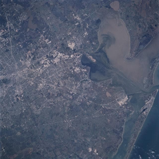 NASA image: Earth observations taken during STS-98 mission