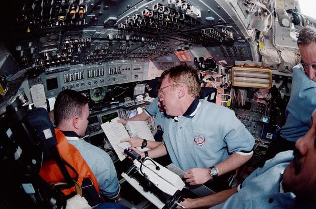 NASA image: STS-102 flight deck activity during rendezvous ops with the ISS