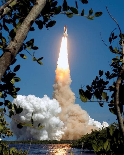 NASA image: STS-115 Launch view