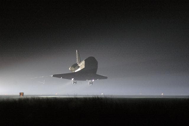 NASA image: STS-115 Landing view