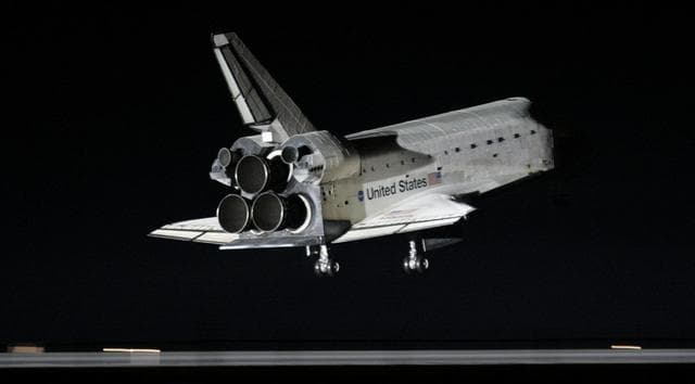 NASA image: STS-115 Landing view