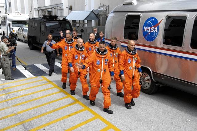 NASA image: STS117-S-007