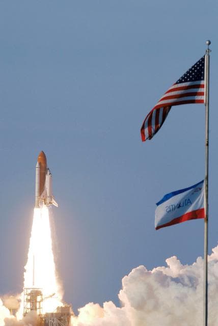 NASA image: STS117-S-009