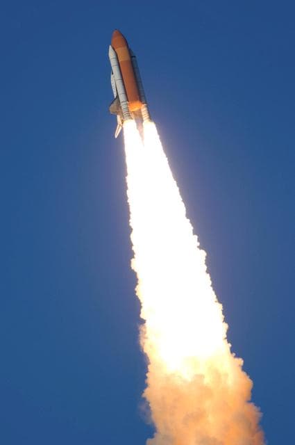 NASA image: STS117-S-031