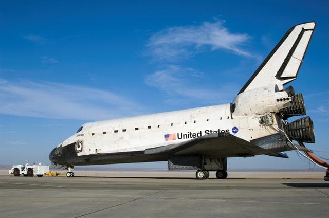 NASA image: STS-117 landing at Dryden