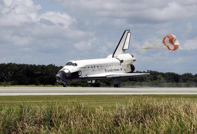 NASA image: View of the Landing of the STS-118 Space Shuttle Endeavour at KSC