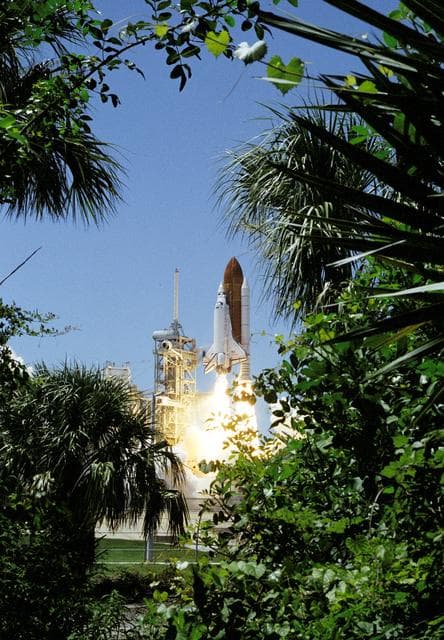 NASA image: STS-121 Launch of the orbiter Discovery