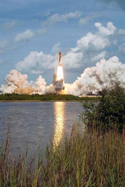 NASA image: 08pd0212