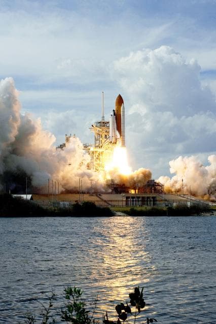 NASA image: 08pd0216