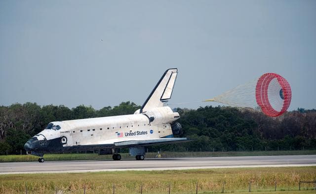 NASA image: Space Shuttle Discovery (STS-124) Landing