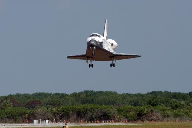 NASA image: STS-124 landing