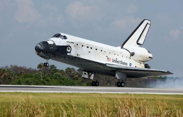 NASA image: STS-124 landing