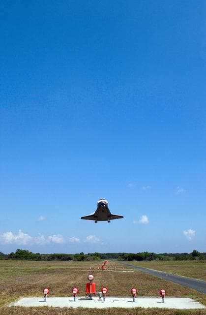 NASA image: STS-124 landing