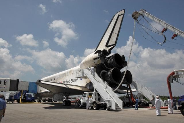 NASA image: STS-124 landing