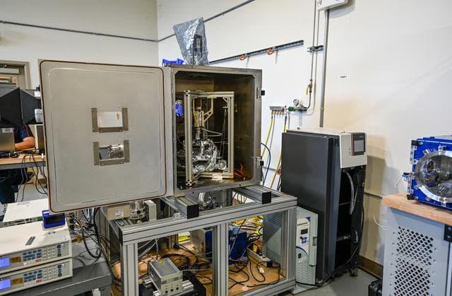 NASA image: NASA Marshall Thermal Engineering Lab Provides Key Insight to Human Landing System