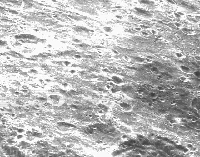 NASA image: Artemis I flight day 6: A close up of the Moon