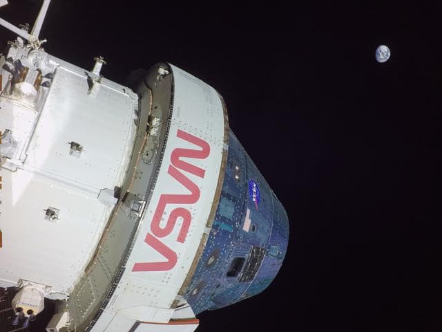 NASA image: Flight Day 11: Artemis Looks Back at Earth