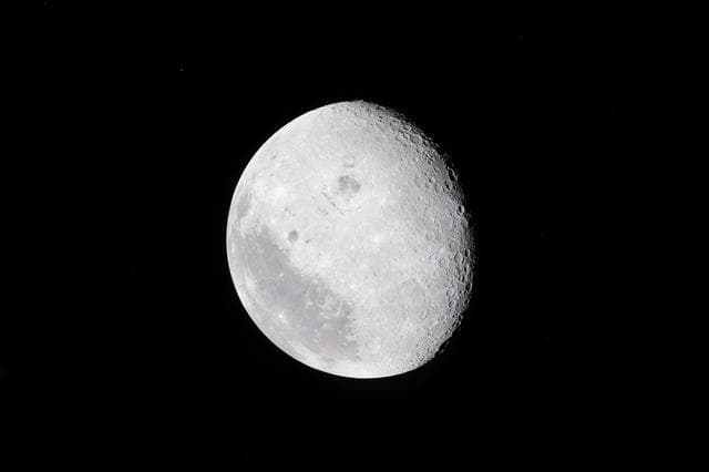 NASA image: Overexposed Moon for Analysis 