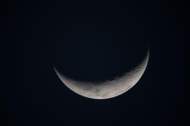 NASA image: Crescent Moon Ahead of Flyby