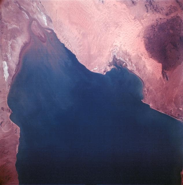 NASA image: Mexico, Arizona, Gulf of California as seen from Apollo 6 unmanned spacecraft