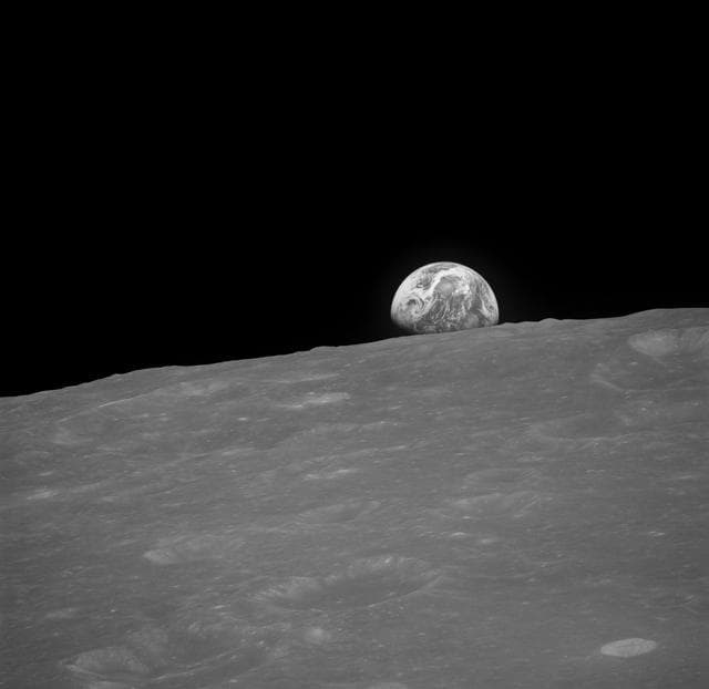NASA image: Apollo 8 Mission image, Moon with Earth over horizon and T/O 28