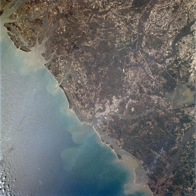 NASA image: Apollo 9 Mission image - Earth Observation - East coast of the United States