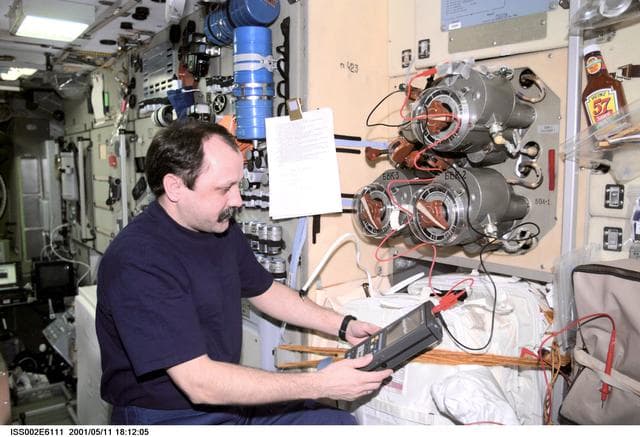 NASA image: Usachev tests Vozdukh in Service module