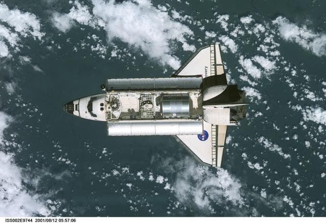 NASA image: STS-105 orbiter Discovery on approach for docking with ISS