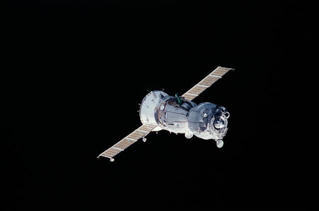 NASA image: View of a Soyuz spacecraft approaching the ISS during Expedition Three
