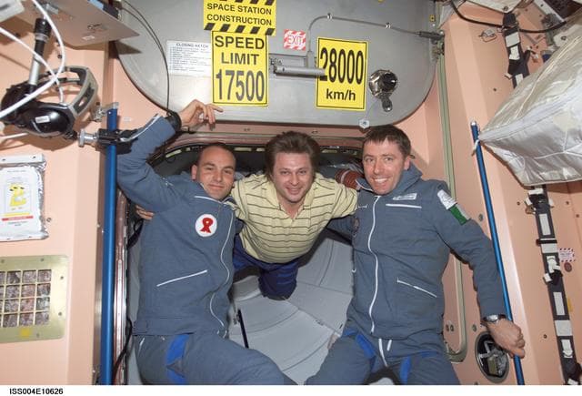 NASA image: Soyuz 4 SFP Shuttleworth, FE-1 Vittori, EXP 4 CDR Onufrienko in Node 1 during Expedition Four