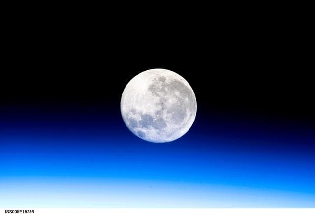 NASA image: Crew Earth Observations (CEO) by Expedition Five Crew