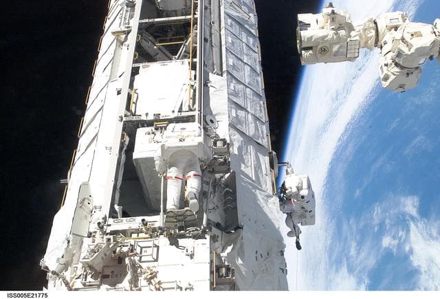 NASA image: Lopez-Alegria and Herrington work on P1 truss on the ISS during EVA