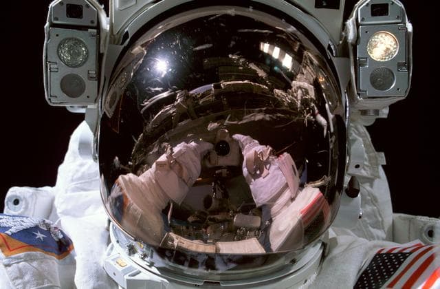 NASA image: View of Bowersox working on Truss during EVA on Expedition Six