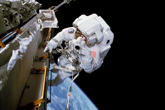 NASA image: Pettit takes picture during EVA-2 on Expedition Six
