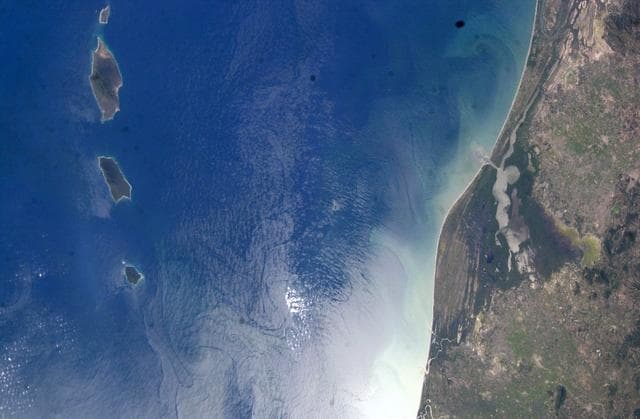NASA image: Crew Earth Observations (CEO) taken during Expedition Six